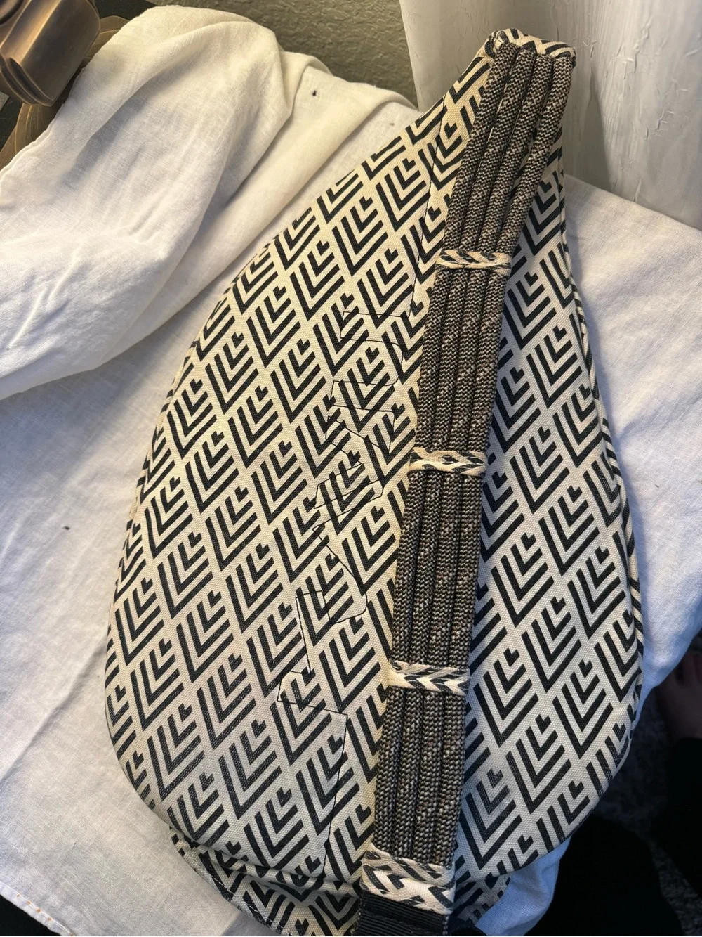 Kavu Black & White Chevron Sling Pack